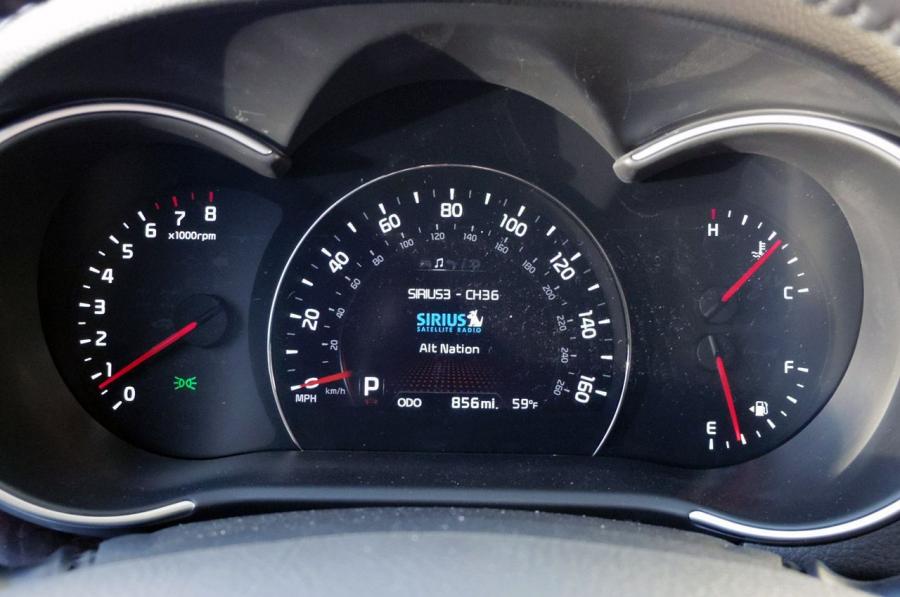  Kia Sorento 2014 года  (фото 30 из 88)